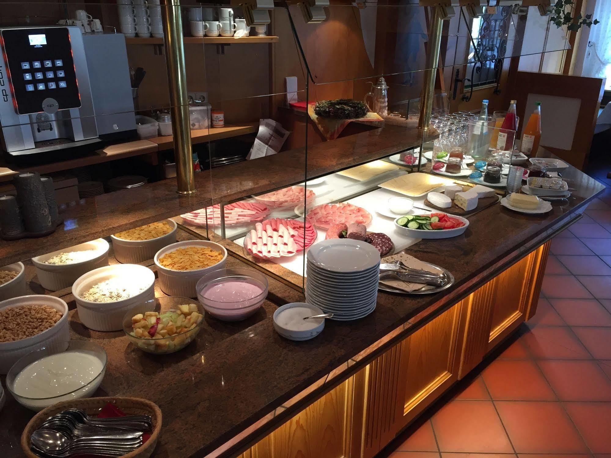 Landhotel Alte Aue 알테나우 외부 사진